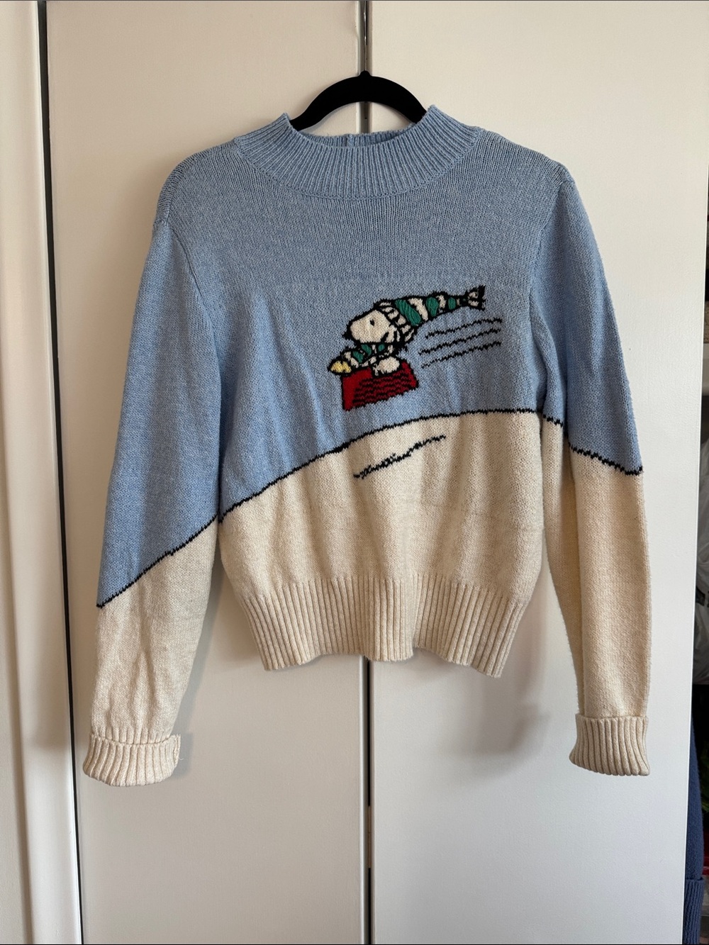 American Eagle Outfitters Light Blue and Cream Snoopy Graphic Crewneck Sweater